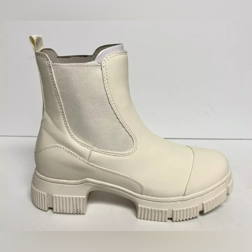 Nine West Womens Iola Boot White Size 7 M